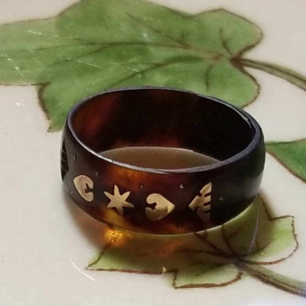 Antique 14 K gold inlays in tortoise shell Art Deco ring As Is